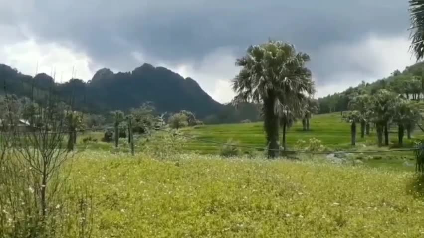 Thái Nguyên: Về Văn Lăng cùng đồng bào trải nghiệm leo rừng, lội suối và tắm thác mát lịm - Ảnh 2.