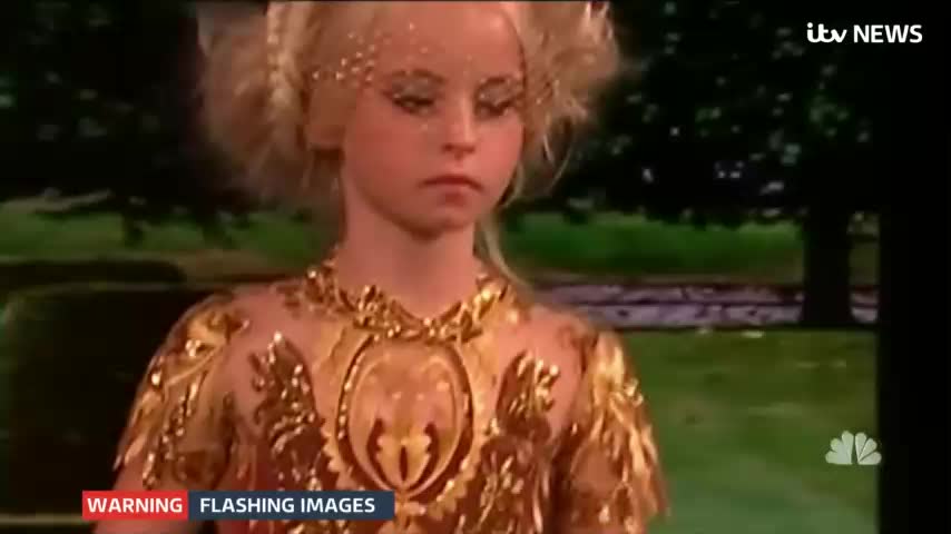 Daisy bước đi đầy mạnh mẽ tự tin tại New York Fashion Week năm 2019