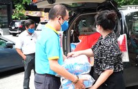 Báo Người Lao Động tiếp tục tiếp sức lực lượng tuyến đầu chống dịch