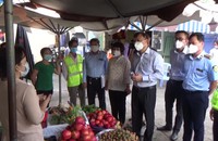Thứ trưởng Bộ Công Thương kiểm tra hoạt động kinh doanh các chợ ở TP HCM