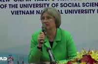 Hiệu trưởng ĐH Harvard: “Chúng ta đều sống với bóng ma, ký ức và di sản”