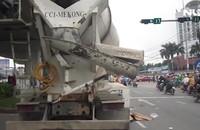 Người đàn ông lớn tuổi bị xe bồn cán tử vong