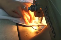 Cùng công nhân vượt khó: Nghị lực phi thường của cô gái chân voi