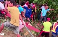 Xe buýt lao xuống vực ở Philippines, ít nhất 24 người chết