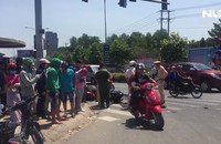 Xe khách lùa gần chục xe máy trên đường, 8 người nhập viện cấp cứu