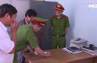 Khởi tố, bắt giam hiệu trưởng nhận tiền chạy việc giáo viên