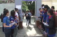 Ghi nhanh: Hàng ngàn sinh viên tình nguyện tiếp sức mùa thi