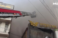 Cháy lớn tại trung tâm Đà Lạt, hàng trăm du khách hoảng loạn