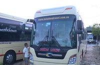 Quảng Bình: Côn đồ liên tục tấn công xe khách, tài xế hoảng loạn