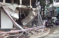 Sập ban công tại công trình xây dựng, 2 công nhân nguy kịch