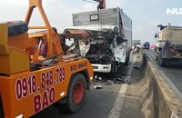 Tai nạn nghiêm trọng trên cầu Chợ Đệm, 2 tài xế tử vong, phụ xe bị thương