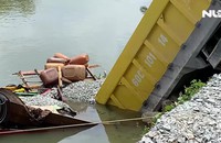 Hy hữu, xe ben tuột thắng đâm chìm ghe trên nhánh sông Đồng Nai