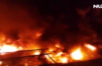 Cháy chợ kinh hoàng, 45 ki-ốt bị thiêu rụi