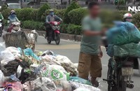 10 người dọn, 100 người xả rác thì biết bao giờ TP mới sạch?