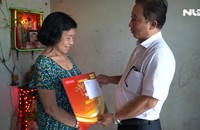 Mai Vàng nhân ái thăm nhạc sĩ Nguyễn Tôn Nghiêm và nghệ sĩ Thanh Thế