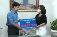 Trao 10.000 khẩu trang chung tay phòng chống dịch Covid-19