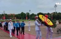 Đại biểu CNVC-LĐ dự Đại hội Thi đua yêu nước báo công dâng Bác