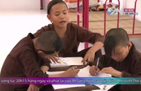 8 GIỜ 15 PHÚT TỐI: Khách sạn cho người vô gia cư