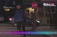 Độc - lạ với mũ bảo hiểm phát sáng trong đêm