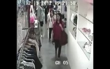 Cô gái sành điệu trộm đồ tại siêu thị