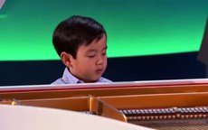 "Thần đồng" piano gốc Việt tỏa sáng trên truyền hình Mỹ