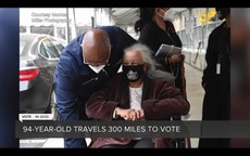 Cụ bà 94 tuổi vượt quãng đường gần 1000km đi bỏ phiếu bầu Tổng thống Mỹ