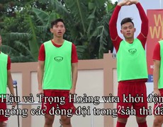 Xem Văn Hậu vừa khởi động, vừa tiếc nuối khi đồng đội không ghi bàn vào lưới U22 Brunei