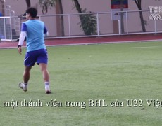 Vẻ đẹp trai như "nam thần" từ trợ lý HLV của ông Park Hang Seo