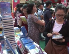 Dàn diễn viên trai xinh gái đẹp chiếm spotlight tại Ngày hội "Mắt biếc" 2019