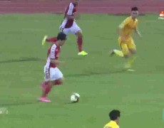 ViDEO: Pha solo tuyệt đẹp của Công Phượng vào lưới Nam Định (Vòng 12 Vleague 2020)