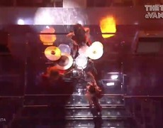 Quán quân Eurovision lên tiếng sau hành động gây tranh cãi