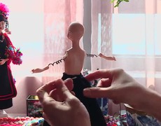 Người thổi hồn văn hóa dân tộc qua bộ sưu tập búp bê mặc trang phục truyền thống