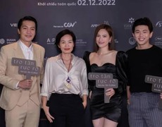 Showbiz Việt 11/11: Phương Anh Đào suýt mất vai trong "Tro tàn rực rỡ" vì lý do bất ngờ; Phong cách độc, lạ của Duy Uyên trong MV mới 
