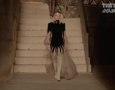 Gucci trình làng bộ sưu tập mới tại lâu đài cổ