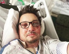 Thần tiễn Jeremy Renner gặp tai nạn nghiêm trọng
