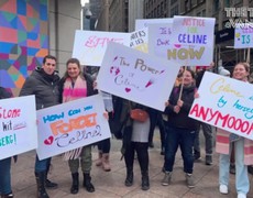 Người hâm mộ biểu tình sau khi Celine Dion bị Rolling Stone “hắt hủi”