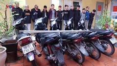Hà Nội: Tạm giữ nhóm thanh niên tấn công người đi đường không lý do