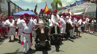 Lễ hội hóa trang tìm người giống văn hào Ernest Hemingway