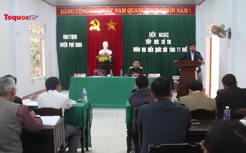 Bộ trưởng Nguyễn Ngọc Thiện tiếp xúc cử tri Thừa Thiên - Huế