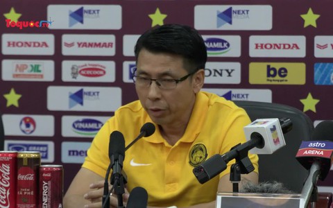 Phóng viên Việt Nam nhắc lại trận đấu thua đau của ĐTQG Malaysia và phản ứng bất ngờ của HLV Tan Cheng Hoe