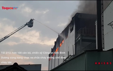 Cháy lớn công ty sản xuất bánh kẹo trong KCN Sóng Thần