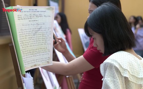 Đại sứ văn hóa đọc giao lưu với trường PTCS Nguyễn Đình Chiều