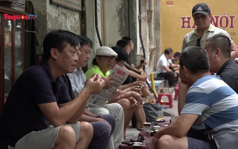 Cafe vỉa hè - Nét văn hóa đậm chất Hà Nội