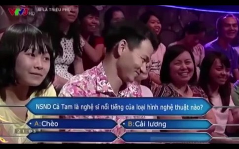 Tự Long chết lặng khi được Xuân Bắc tư vấn trong "Ai là triệu phú"