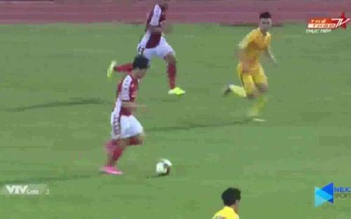 ViDEO: Pha solo tuyệt đẹp của Công Phượng vào lưới Nam Định (Vòng 12 Vleague 2020)