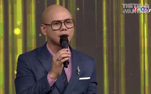 Showbiz Việt 6/1: Phan Đinh Tùng đổi đời nhờ "Bởi vì anh yêu em"; Hoàng Thùy Linh đại thắng tại Làn sóng xanh