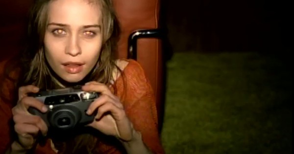 Fiona Apple - MV "Criminal"