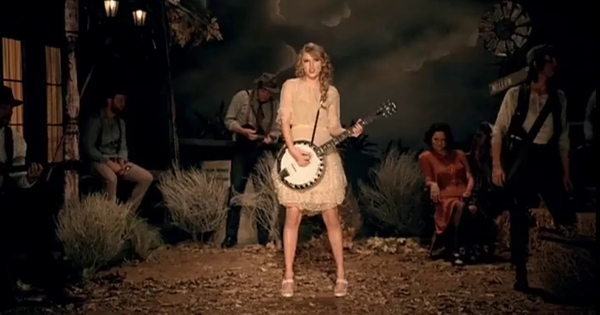 Taylor Swift - MV "Mean"