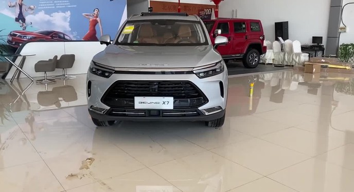 Khám phá BAIC Beijing X7 - Crossover giá rẻ nhiều tham vọng của Trung Quốc