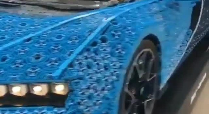 Chiêm ngưỡng chiếc Bugatti Chiron được làm hoàn toàn từ lego